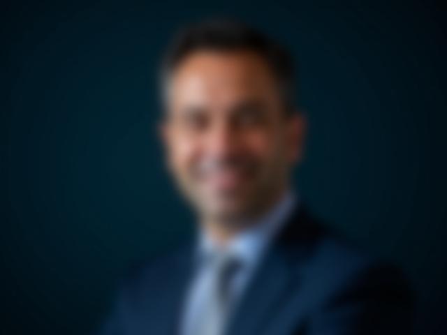 Foto de Ricardo Morales, Consultor Senior de Fundraising y Finanzas